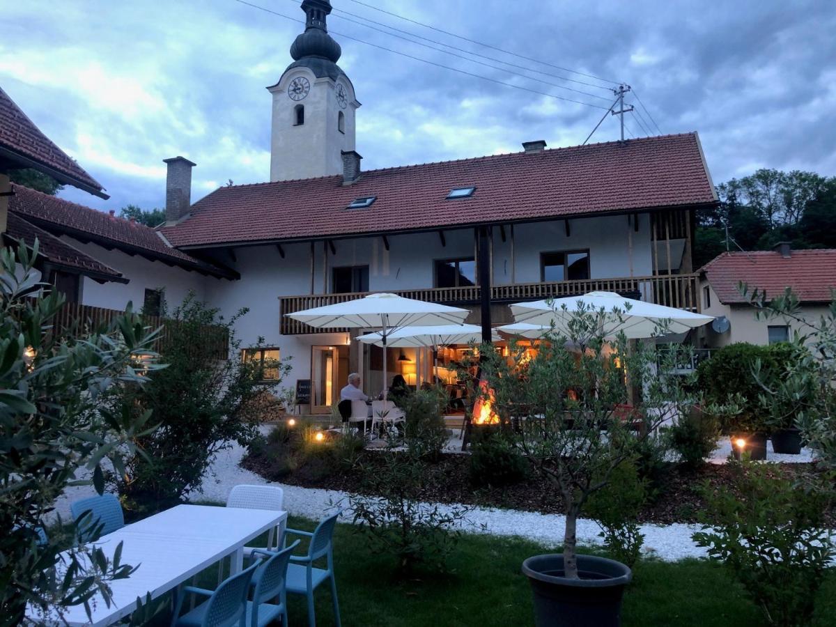 Landhotel Und Restaurant "Das Hobisch" 克拉根福 外观 照片